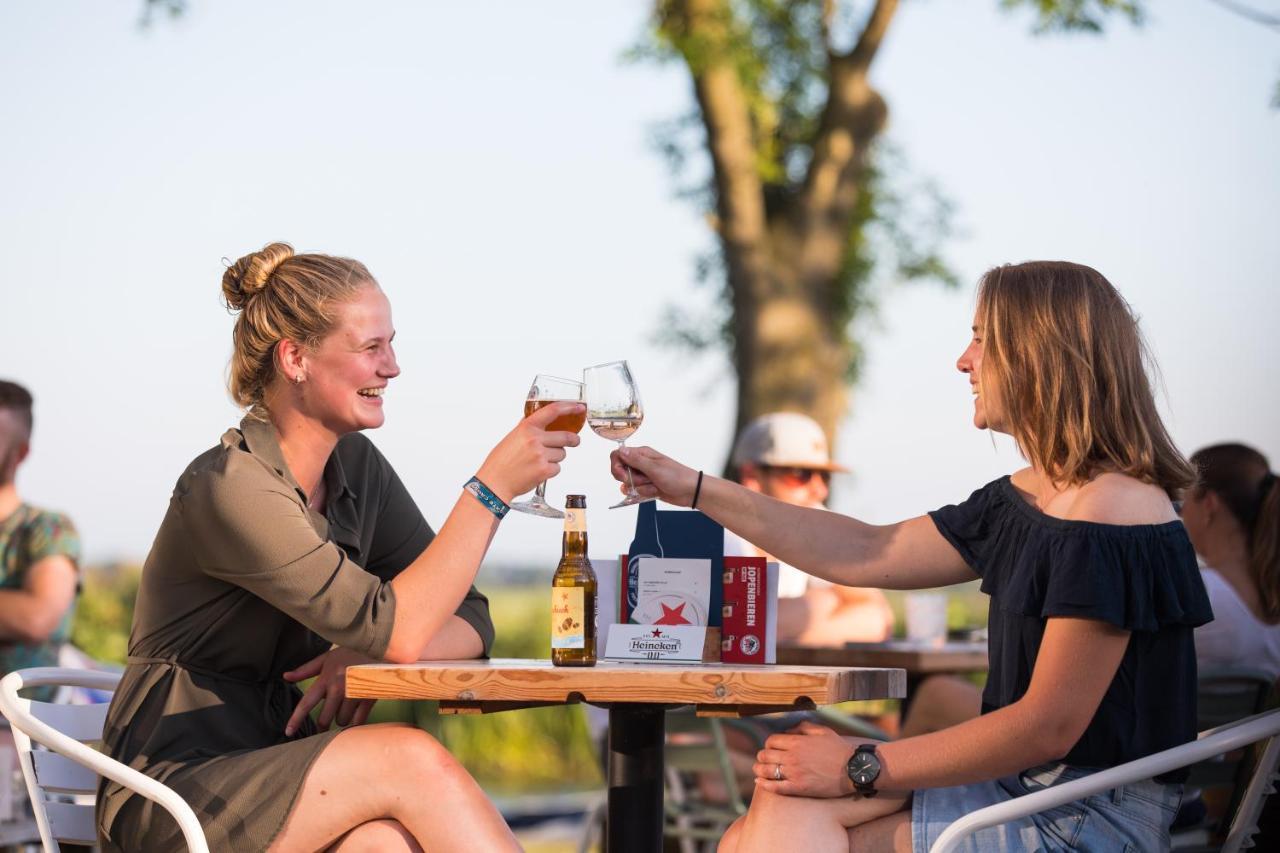 Chalet Met Loft - Vakantiepark De Schreiershoek Dokkum Exteriör bild