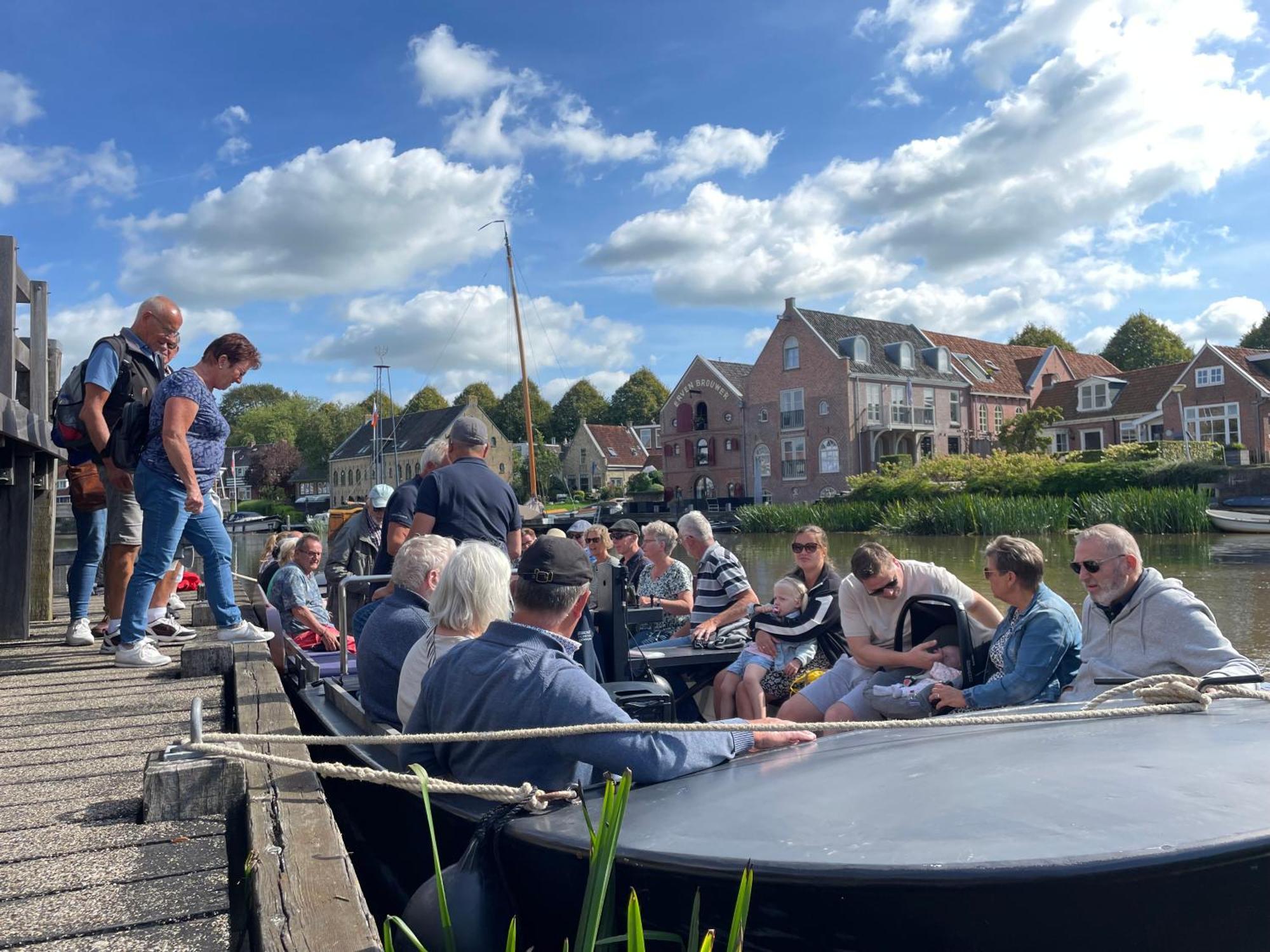 Chalet Met Loft - Vakantiepark De Schreiershoek Dokkum Exteriör bild